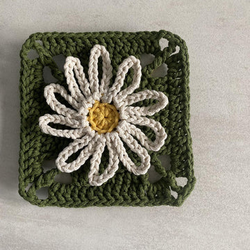 Daisy Granny Square