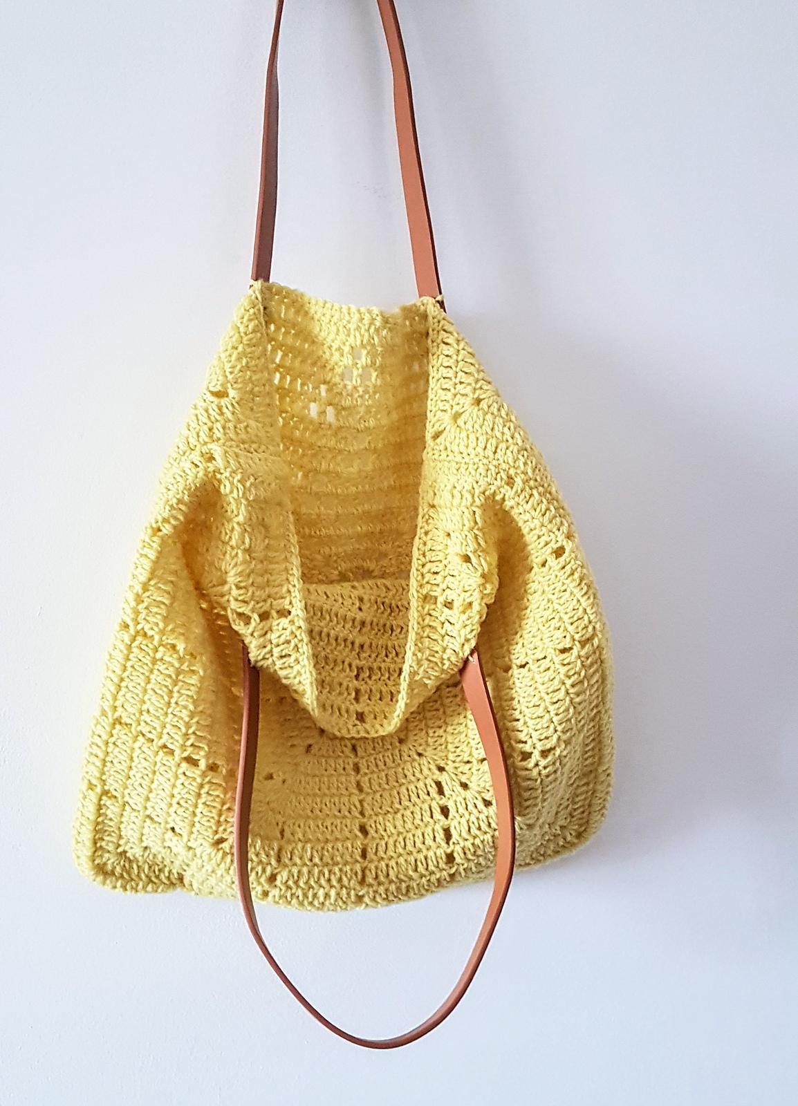 Infinite Granny Bag