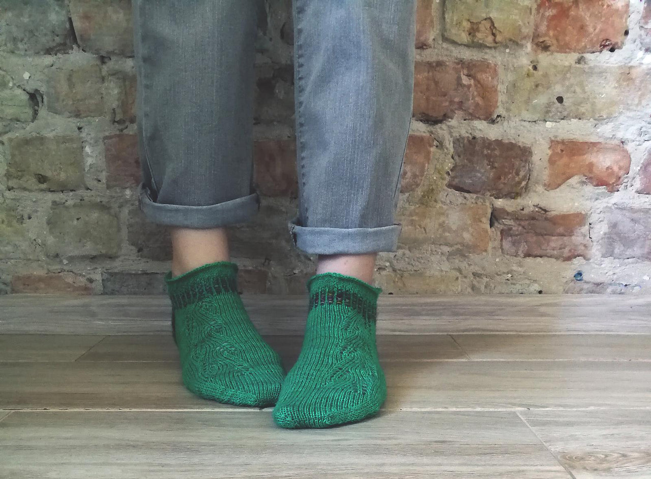 Fern flower socks