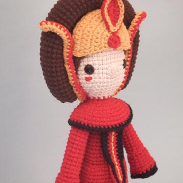 PADMÉ AMIDALA, Satar Wars tribute crochet pattern