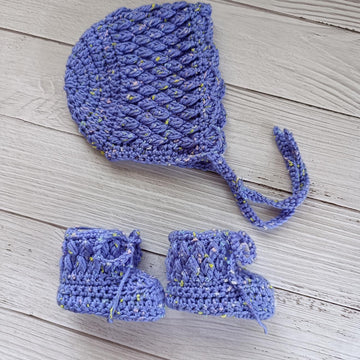 Essence Baby Booties
