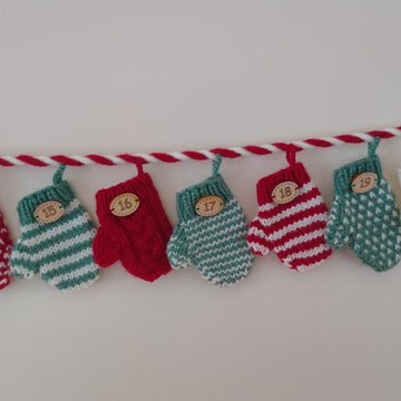 Mini Mittens Christmas Advent Calendar Garland