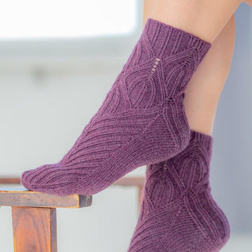 Gothic leaves socks