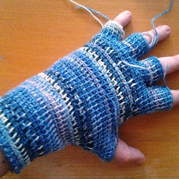 Tunisian Fingered Mittens