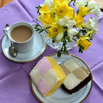 Play Food Battenberg Cake Slice in Lemon or Chocolate in Patons Fab or Robin DK