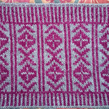 Vertical Fair Isle Cowl