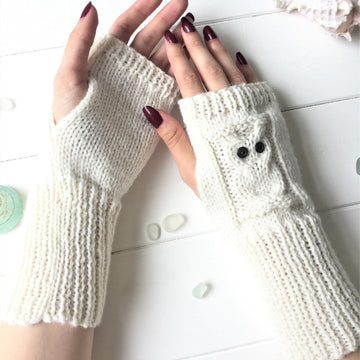 'Summer Owl' No Digit Mitts