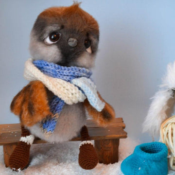 200 Sparrow with Hat and Scarf Bird