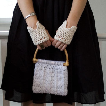 Vintage Style Ladies Driving Glove