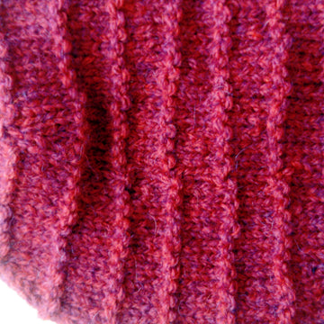 Alpaca berry hat