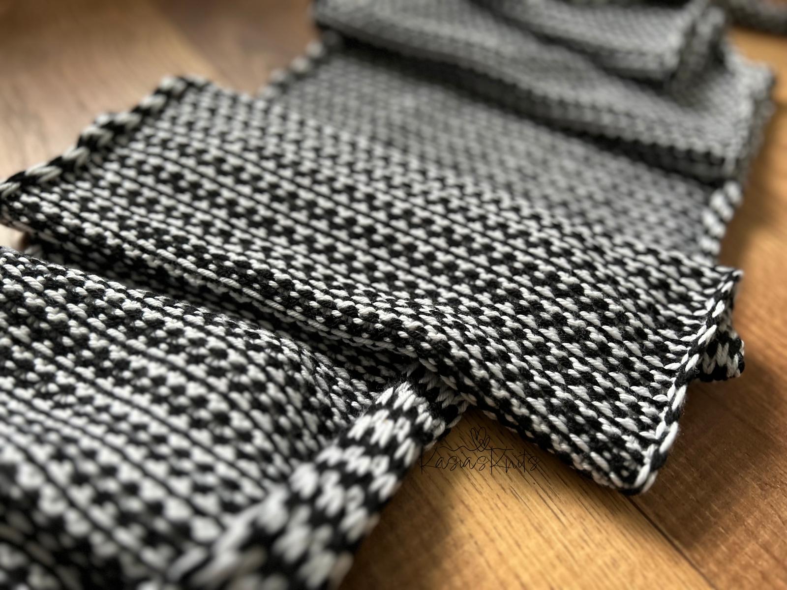 Shadow Stripe Scarf