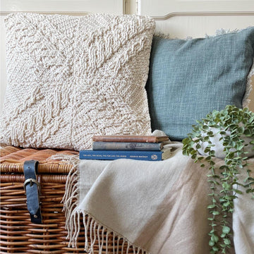 Cross Cable Pillow