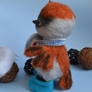 200 Sparrow with Hat and Scarf Bird