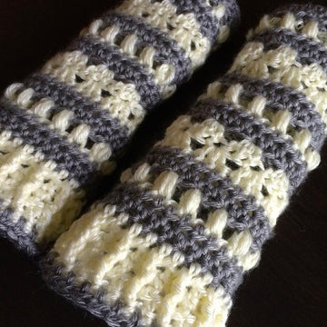 Cabin Nights Fingerless Gloves