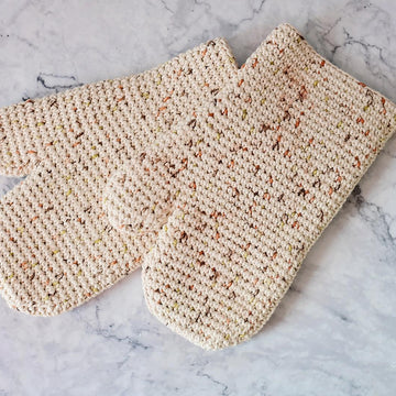 Give Yourself A Hand Oven Mitt