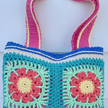 Cara's Flower Shoulder Bag