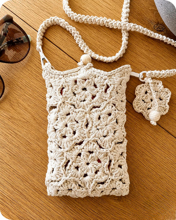 Mobile phone crossbody shoulder bag crochet pattern T32