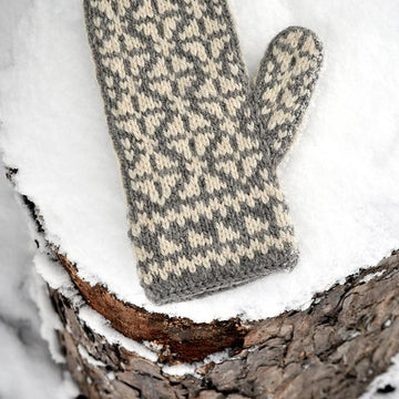 Girdwood Mittens