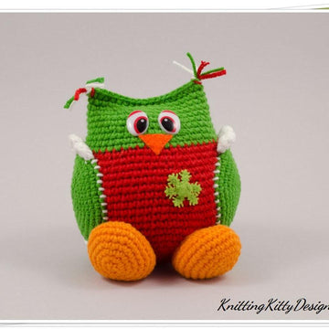 Amigurumi Christmas Owl
