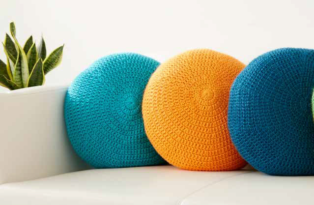 Full Circle Pillow in Caron Simply Soft - Downloadable PDF