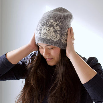 Fiona hat