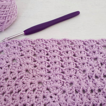 Iris Stitch In a Square Hotpad