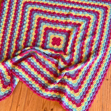 Textured Clam Shells Blanket