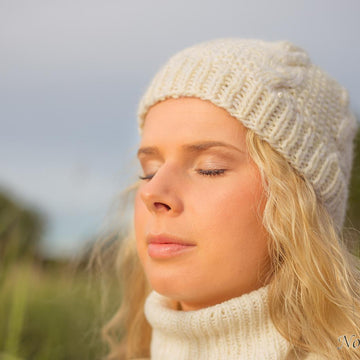 Cable knit wool hat "Karolin"