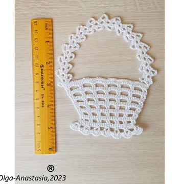 Crocheted white basket 2