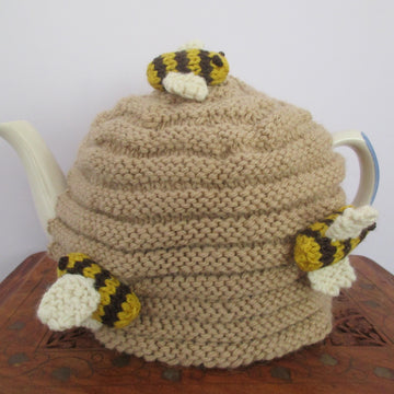 Busy Bee Tea Cosy