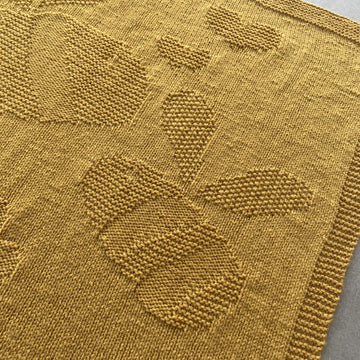 Bumblebee Blanket