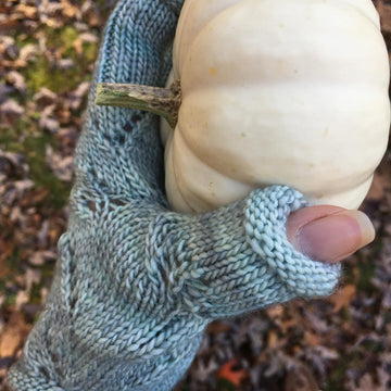 Twin Leaf Gloves