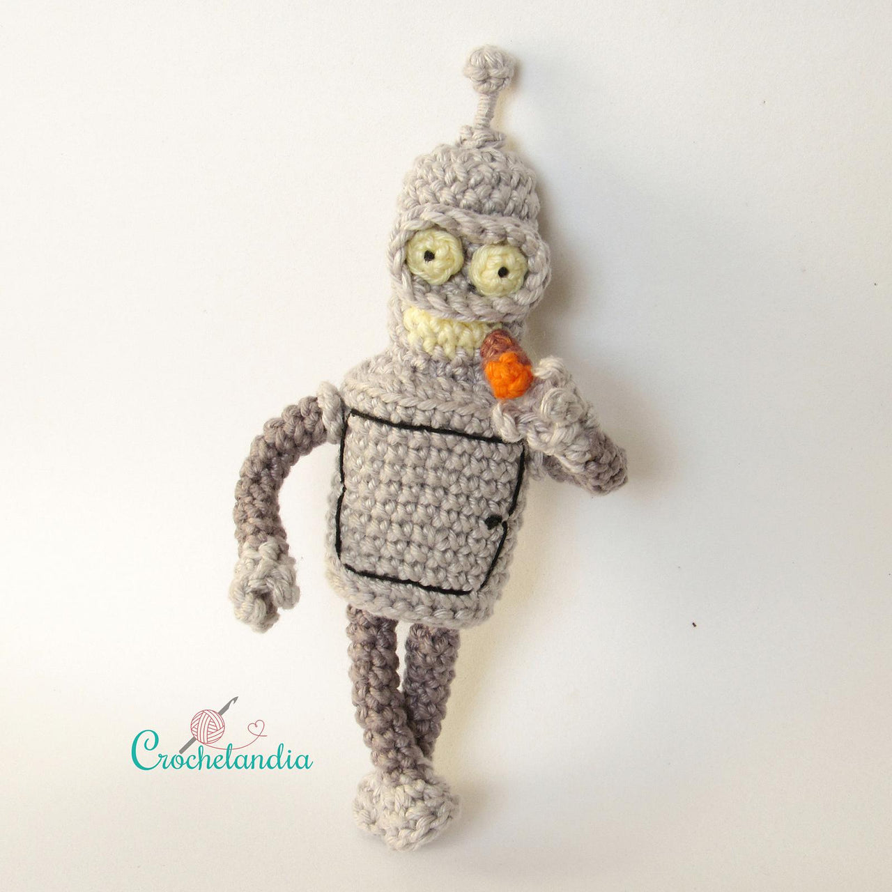Bender amigurumi doll - crochet pattern by Crochelandia