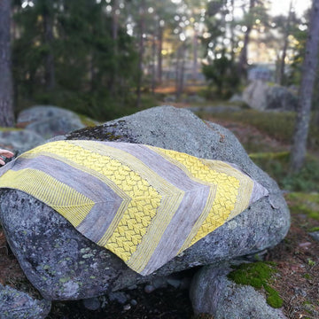 Kanttarelli Shawl