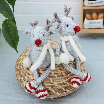 Knitted Deer