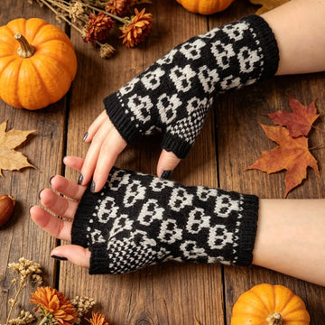 Spooky Halloween Skull Mitts