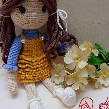 Crochet doll pattern, amigurumi doll pattern, Doll Avery