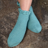 322 Beachside Socks - Knitting Pattern for Women in Valley Yarns Valley Superwash DK