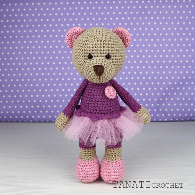 Crochet pattern of Girl Bear