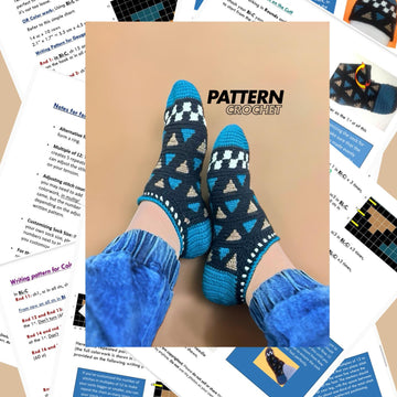 Tiled Peaks Socks