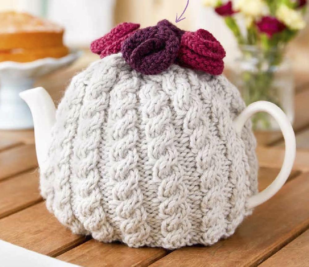 Cable Tea Cosy with Roses