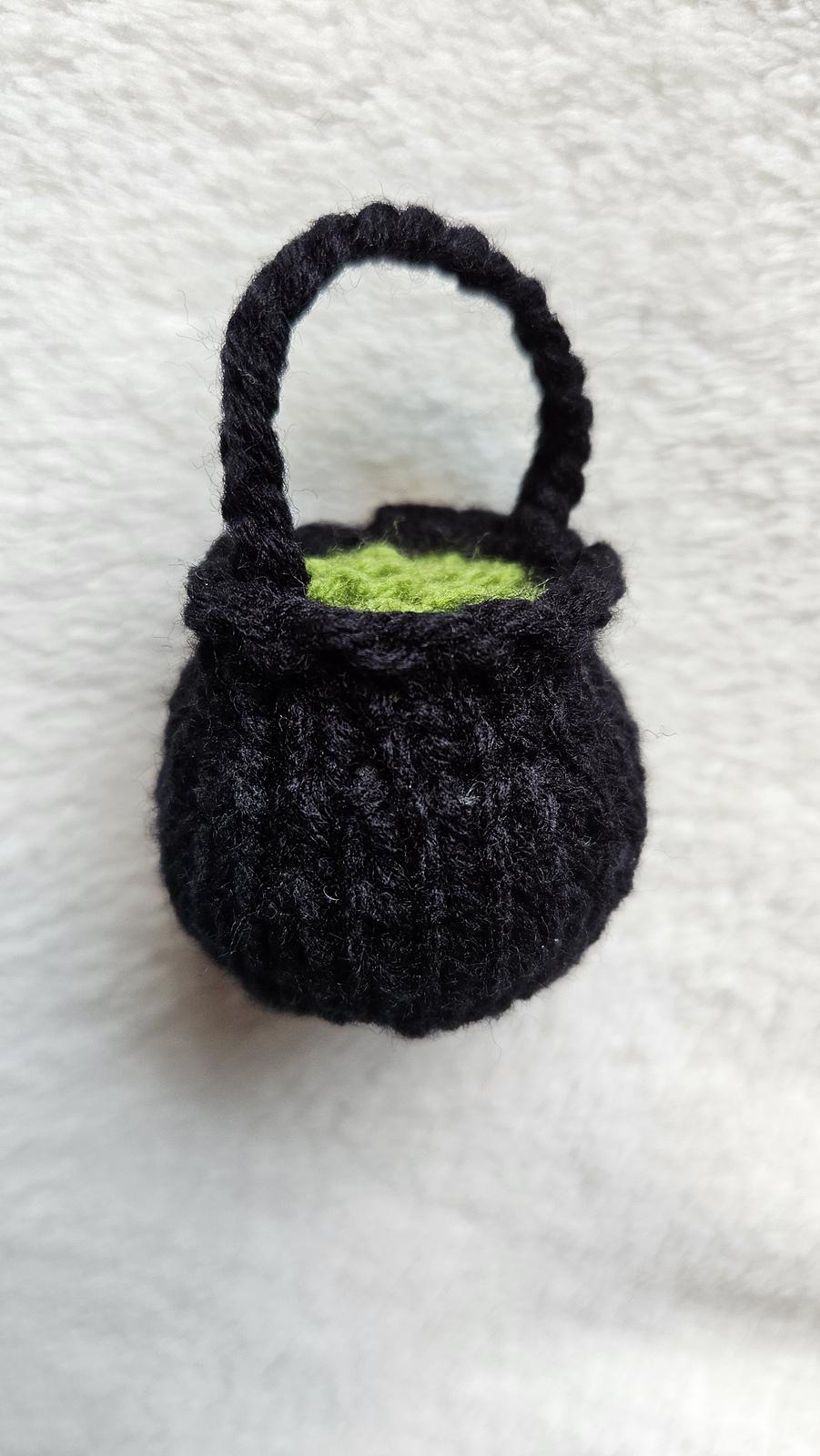 Knitted Witch Accessories