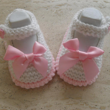 Knitted Baby Girl Mary Jane Style Shoe