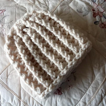 CHUNKY UNISEX CROCHETED HAT