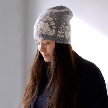 Fiona hat