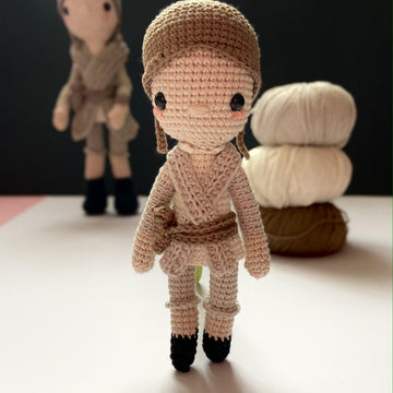 Star Wars Leia and Rey (Pocket size) - Crochet Pattern/amigurumi