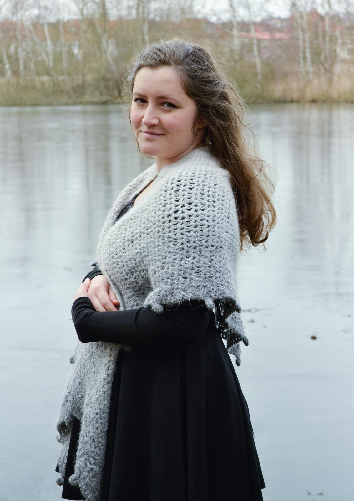 Aglaia shawl