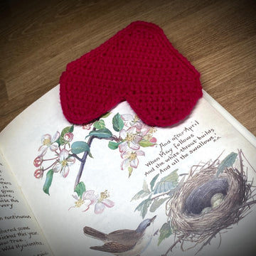 12 Corner Bookmarks Crochet Pattern
