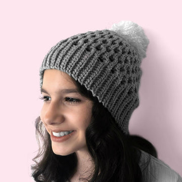 BELLA hat