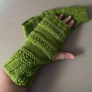Naomi Unisex Wrist Warmers